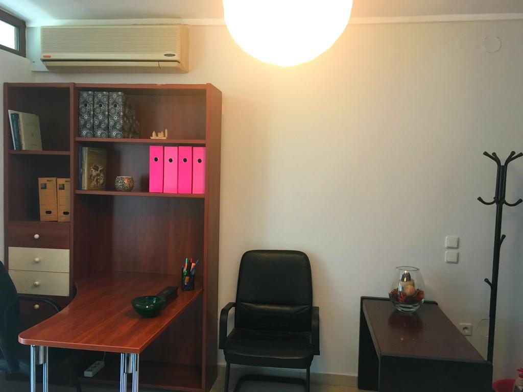 דירה Office-studio Theoxaris