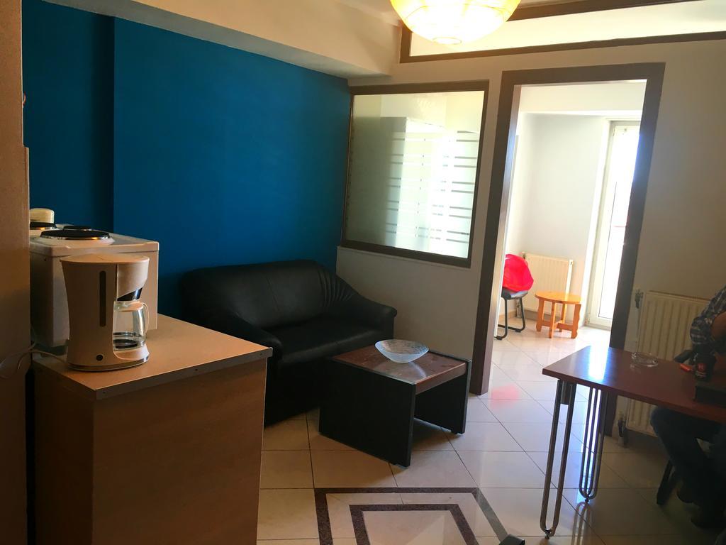 דירה Office-studio Theoxaris *