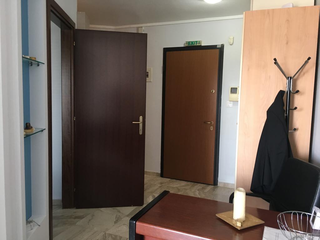 Office-studio Theoxaris סלוניקי