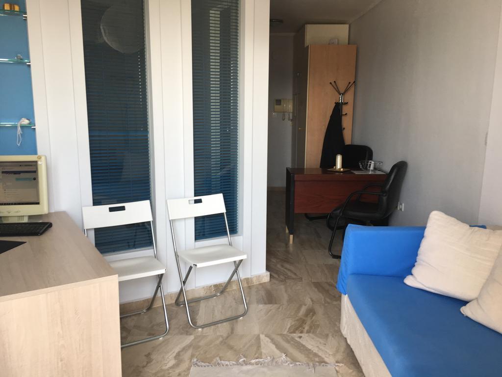 דירה Office-studio Theoxaris *