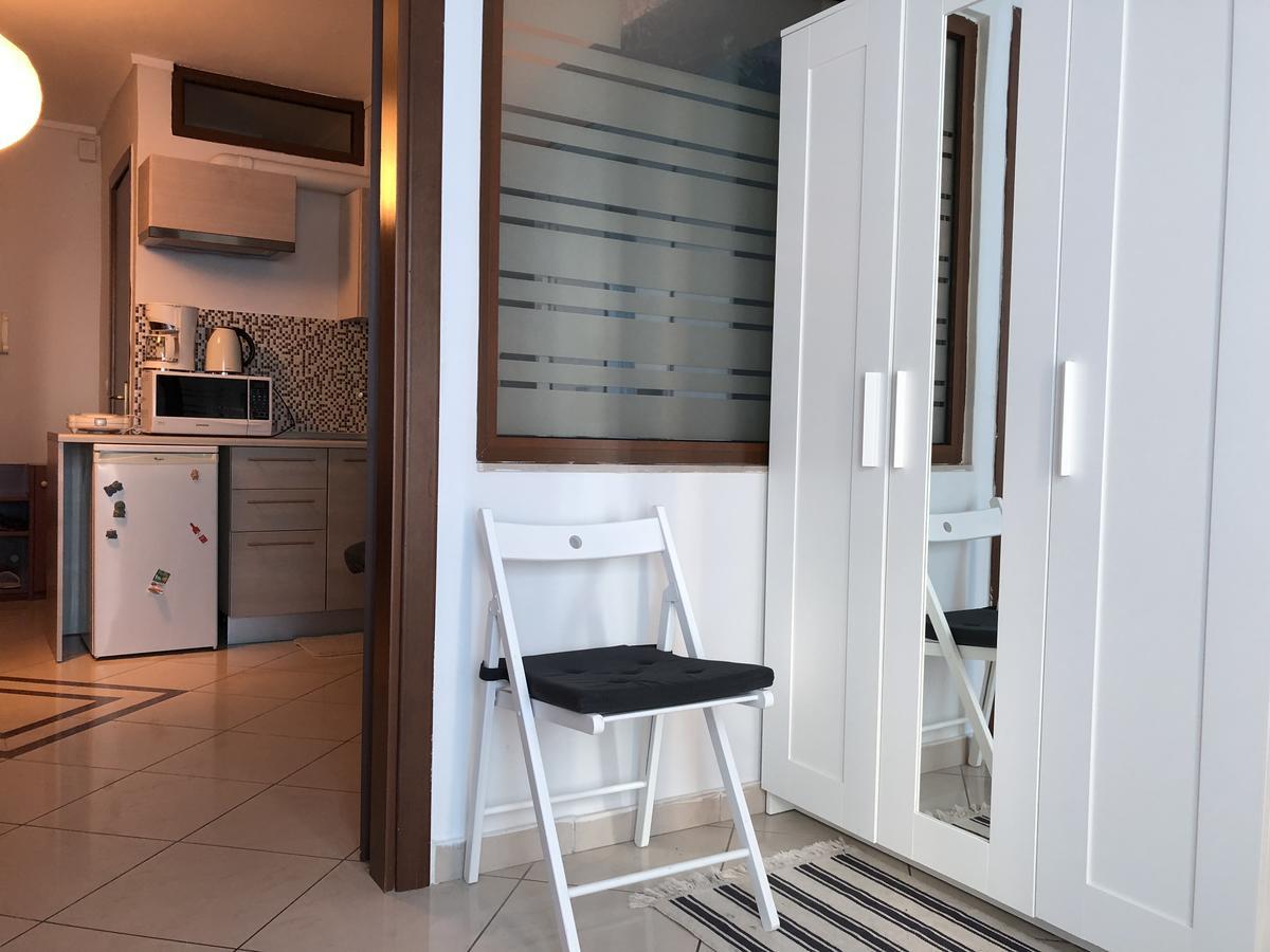 Office-studio Theoxaris דירה *